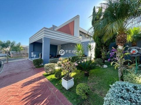 Casa para alugar em Americana, Loteamento Residencial Jardim dos Ipês Amarelos, com 3 suítes