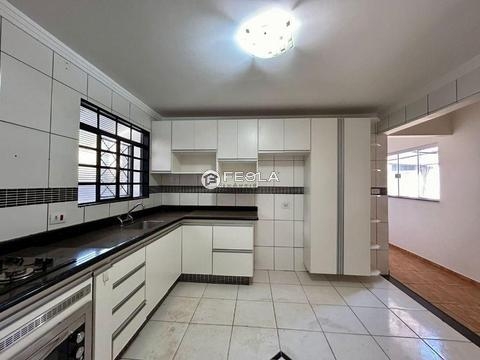 Casa para alugar em Americana, Jardim Guanabara, com 2 quartos, com 150 m²