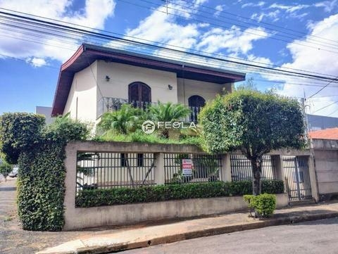 Casa à venda e para alugar em Americana, Vila Frezzarim, com 3 quartos, com 241.23 m²